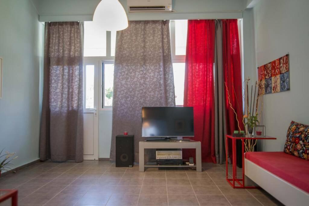 Villa Ανακαινισμενη Μονοκατοικια 125 Τμ Στο Κεντρο Με Κηπο Mesolóngion Esterno foto